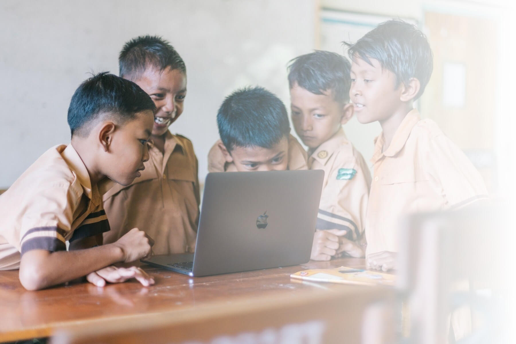 Blended Learning dan Internet Self-Efficacy dalam Penguatan Hasil Belajar Pendidikan Pancasila